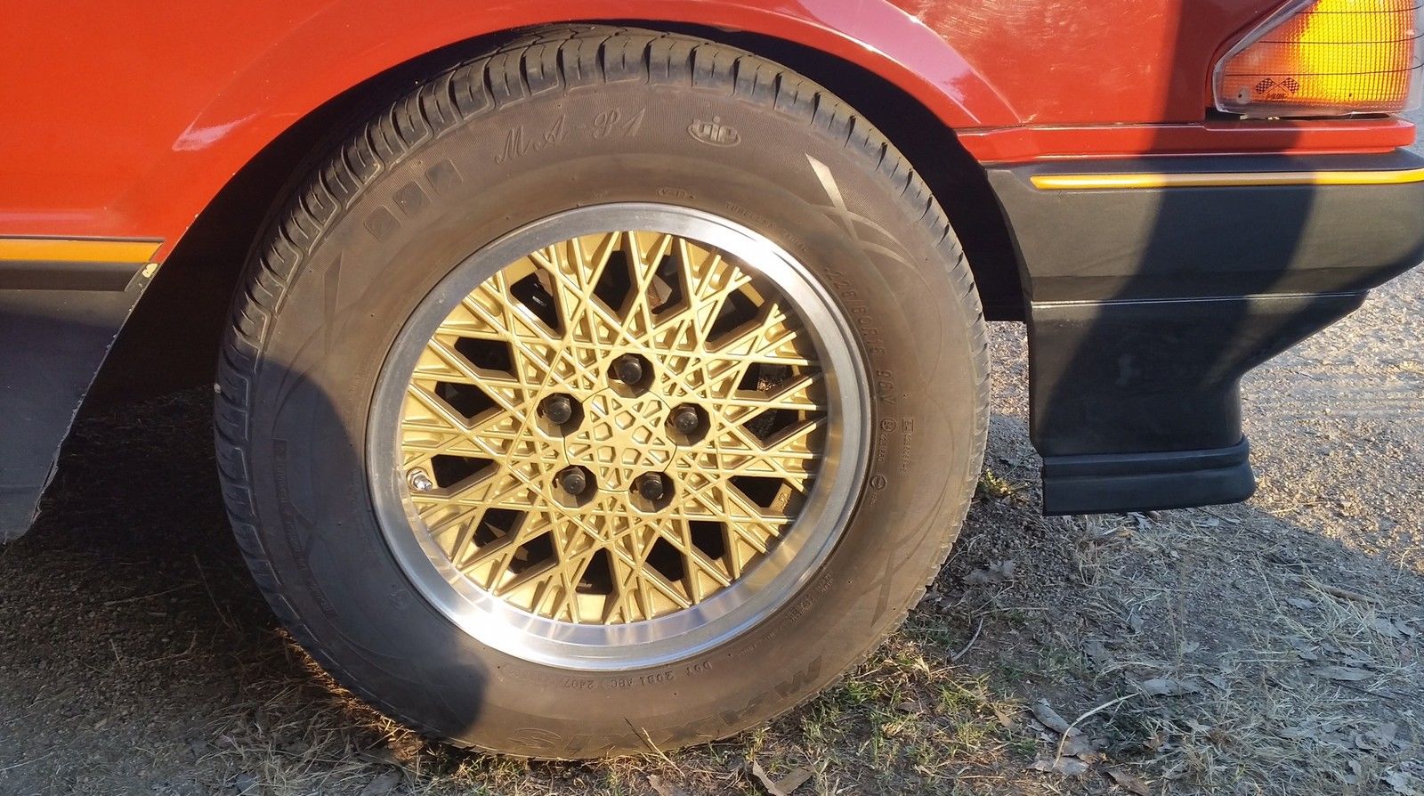 Ford Ghia Eb Rims FORD XE ESP Fairmont Ghia SNOWFLAKE wheel centre cap set of 4 and GOLD ...