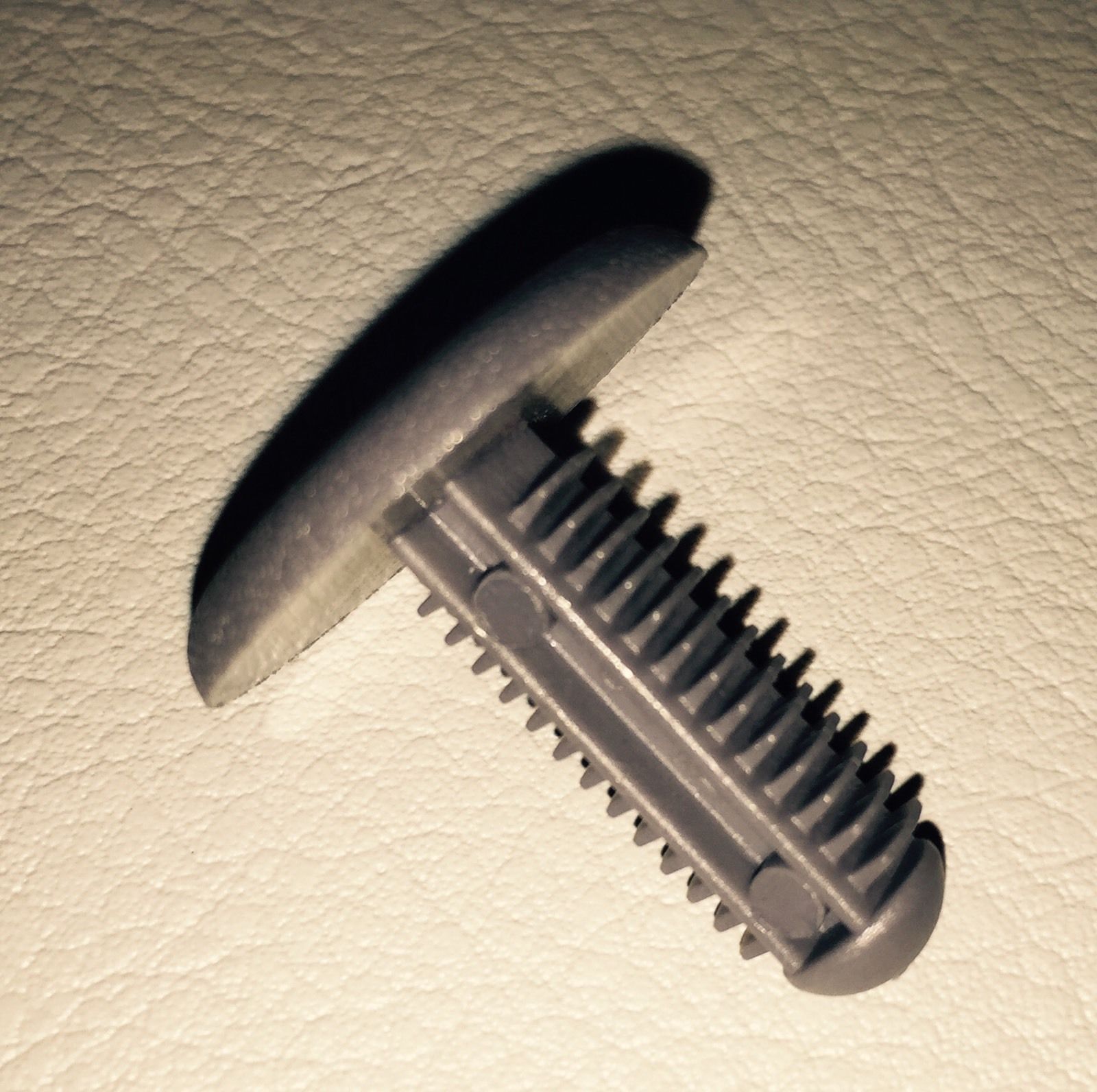 Internal Tree Plug FORD HOLDEN Automotive interior xmas tree plug fastener TICKFORD NISSA ...